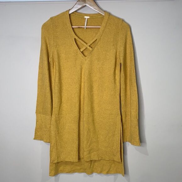 Free People Women's Criss Cross Sweater Tunic in Mustard Yellow Gold $98 - Picture 2 of 6